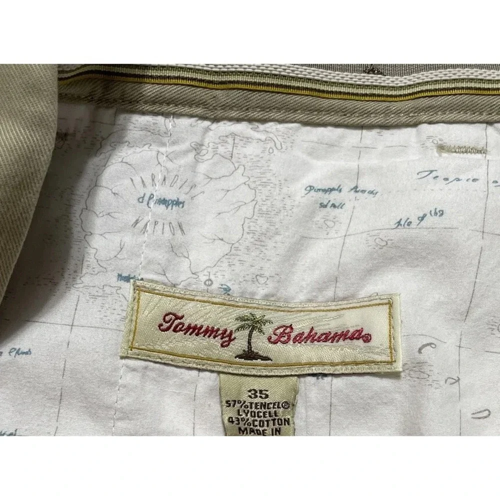 Tommy Bahama Shorts Men's 35 Beige Pleated Front Shorts